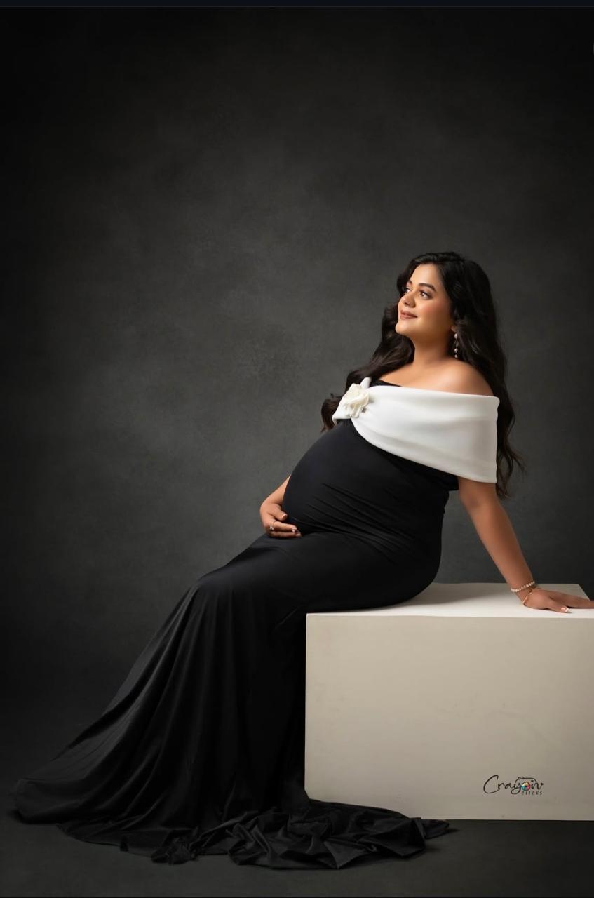 Black White Swan Gown