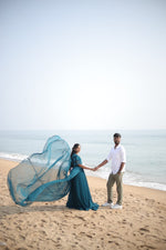 Indigo long tailRentalgown